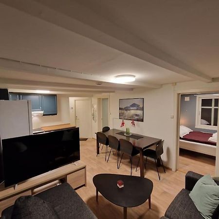 Apartment Next To The Bridge ทรอมโซ ภายนอก รูปภาพ